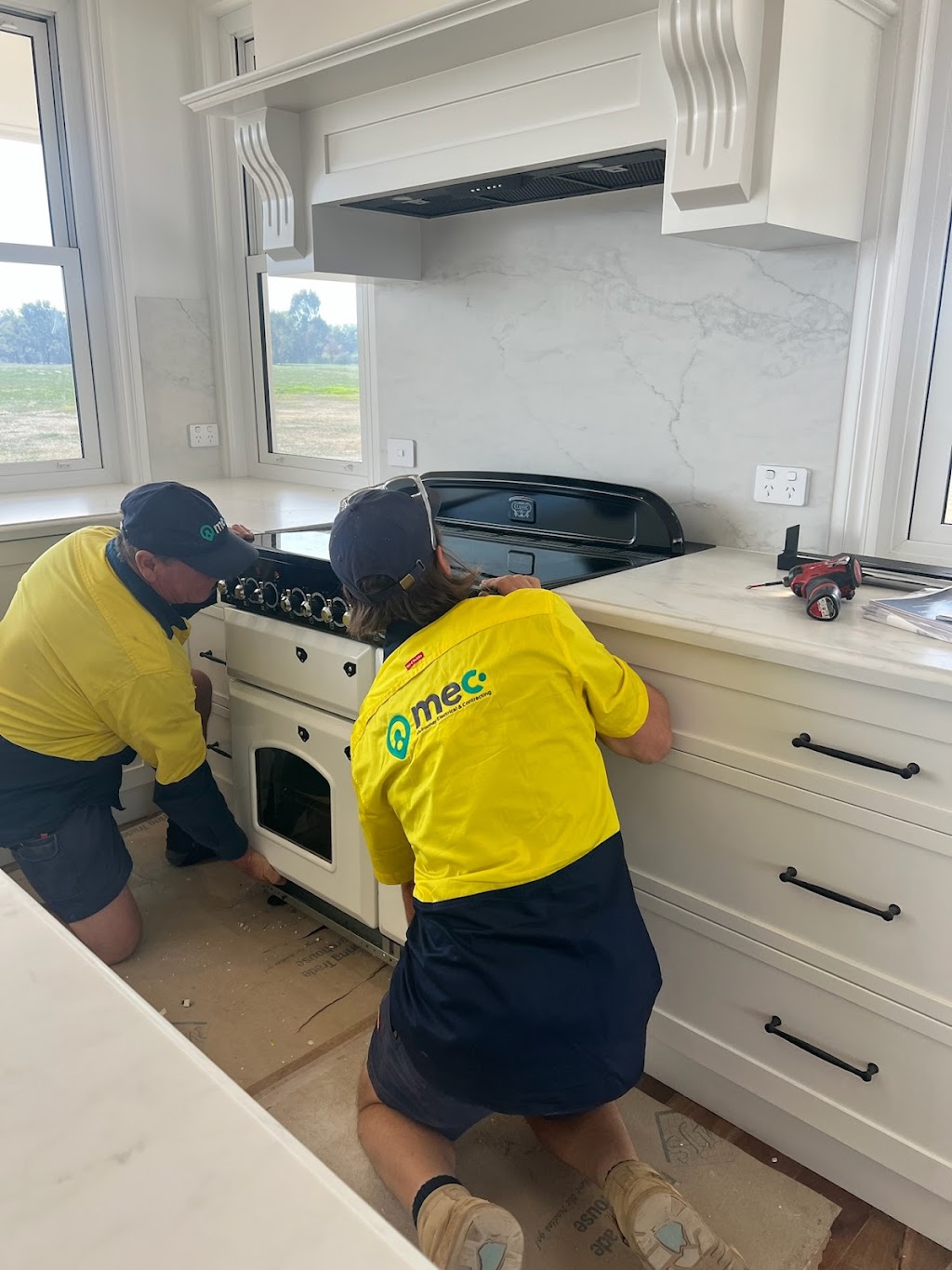 Mulrooney Electrical and Contracting | 188 Tone Rd, Wangaratta VIC 3677, Australia | Phone: 0438 529 026