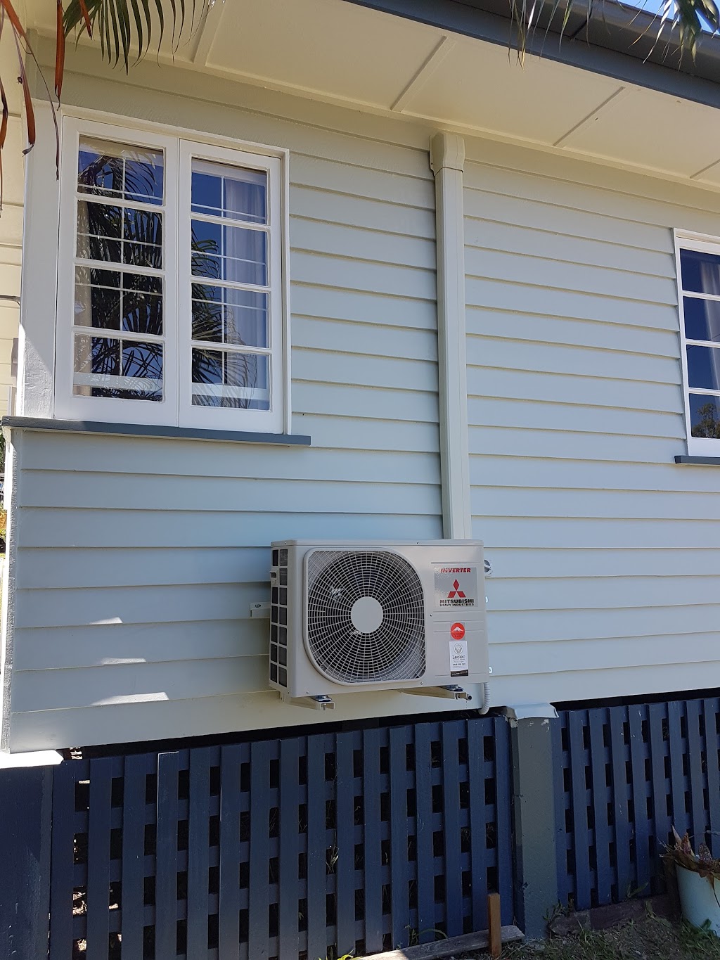 Leolec Electrical & Air | electrician | 25 Grace Cres, Narangba QLD 4504, Australia | 0405255359 OR +61 405 255 359