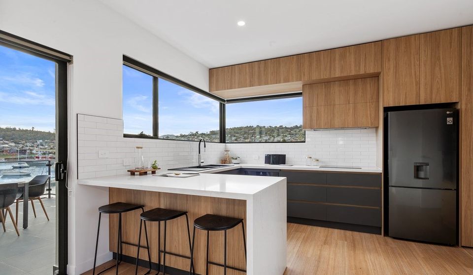 PCE Joinery | 6 Jordan Downs Dr, Brighton TAS 7030, Australia | Phone: 0458 999 252