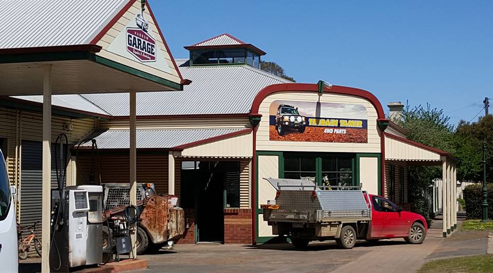 Harrow Garage | gas station | 17 Blair St, Harrow VIC 3317, Australia | 0355881242 OR +61 3 5588 1242