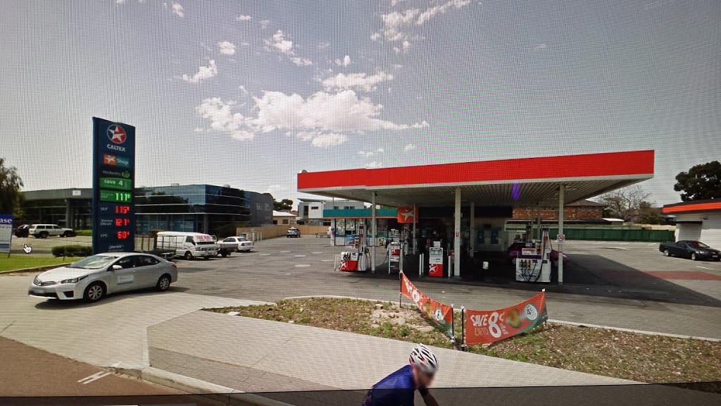 Caltex Woolworths Rivervale | gas station | 111 Great Eastern Hwy, Rivervale WA 6103, Australia | 0892772886 OR +61 8 9277 2886