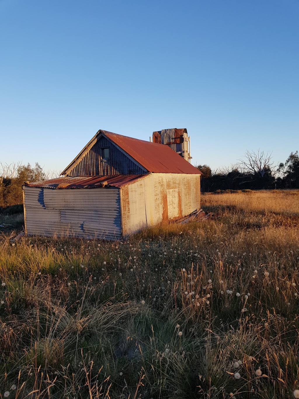 Spargos Hut | lodging | Hotham Heights VIC 3741, Australia