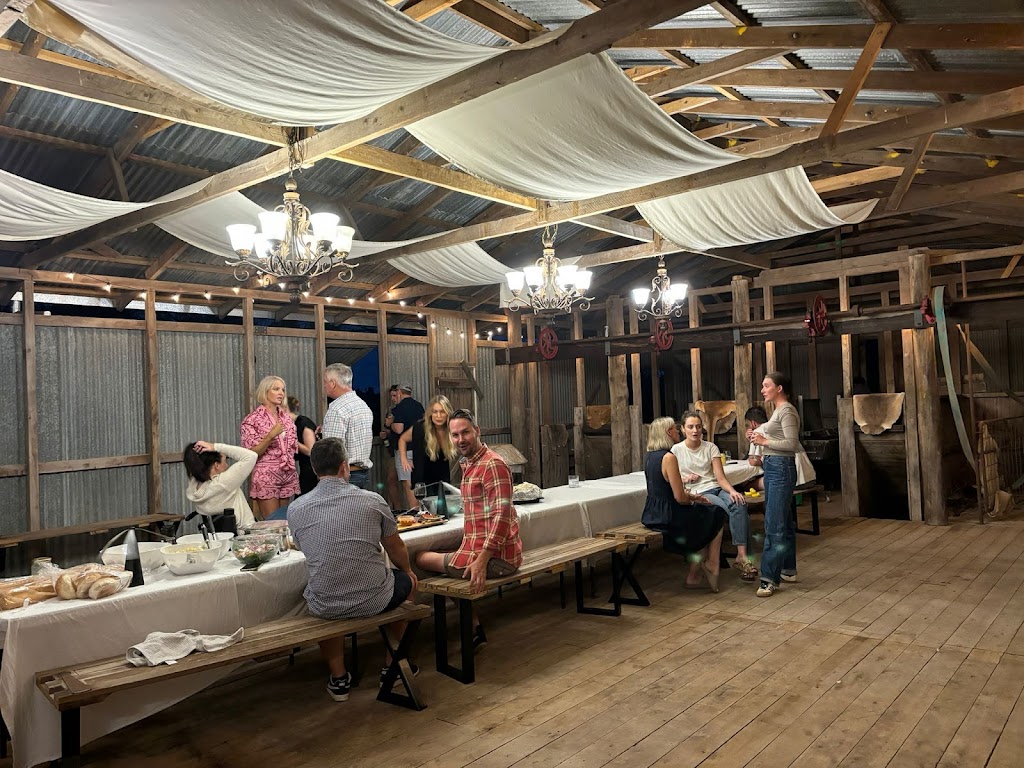 Razorback Homestead | Razorback Rd, Fordsdale QLD 4343, Australia | Phone: 0477 553 455