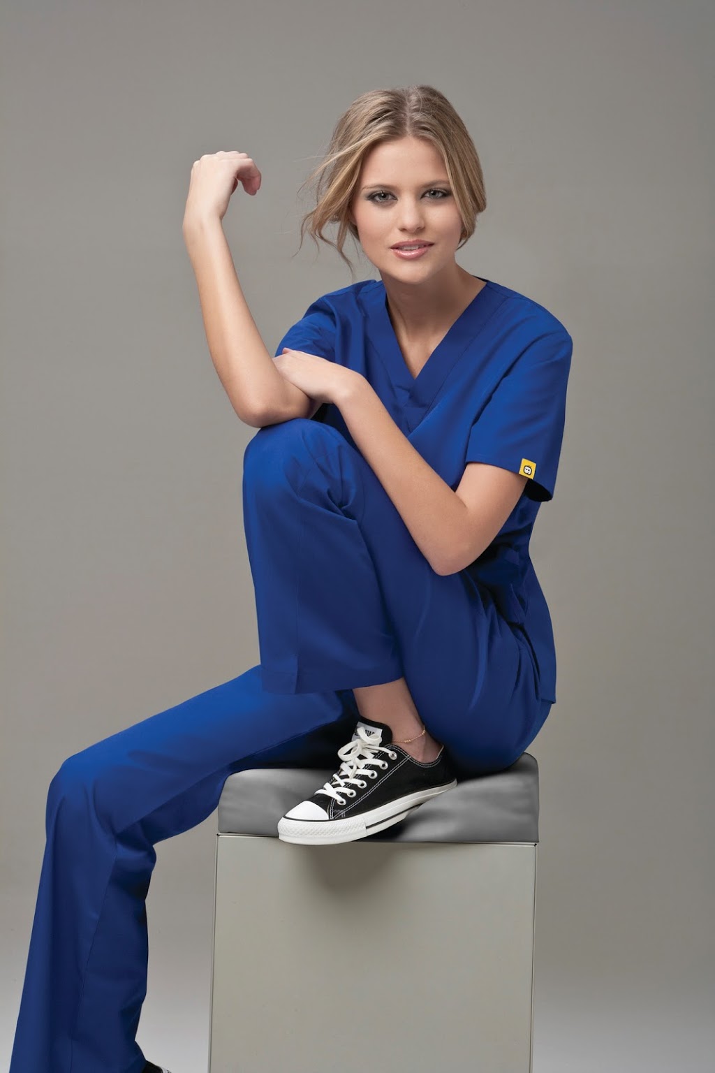 Smilewear Medical Scrubs & Uniforms | clothing store | Unit 4/482 Stafford Rd, Stafford QLD 4053, Australia | 0733683554 OR +61 7 3368 3554