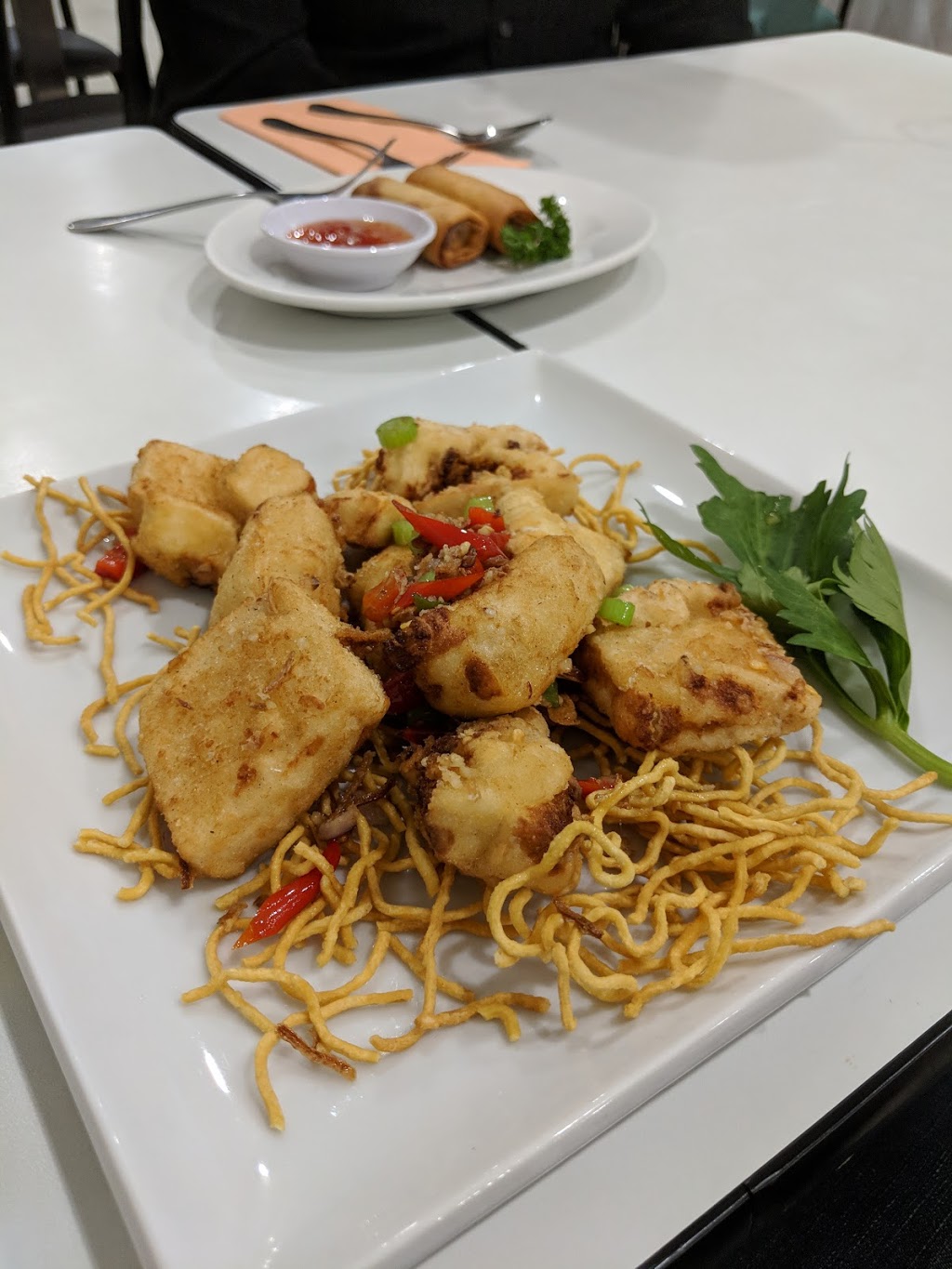 LB Vietnamese Food Dine In & Takeaway | meal takeaway | 2 James St, Salisbury SA 5108, Australia | 0882509335 OR +61 8 8250 9335