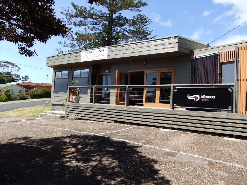 Tern Inn Restaurant | restaurant | 2-4 Trafalgar Rd, Tuross Head NSW 2537, Australia | 0244736373 OR +61 2 4473 6373