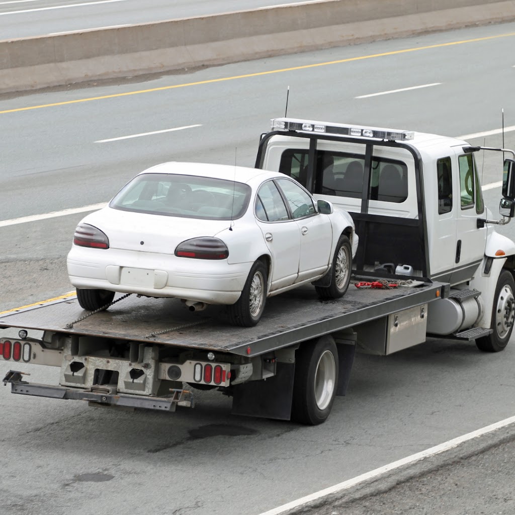 Point Cook Towing Pro | 33 Applebox Cct, Point Cook VIC 3030, Australia | Phone: 0480 090 900