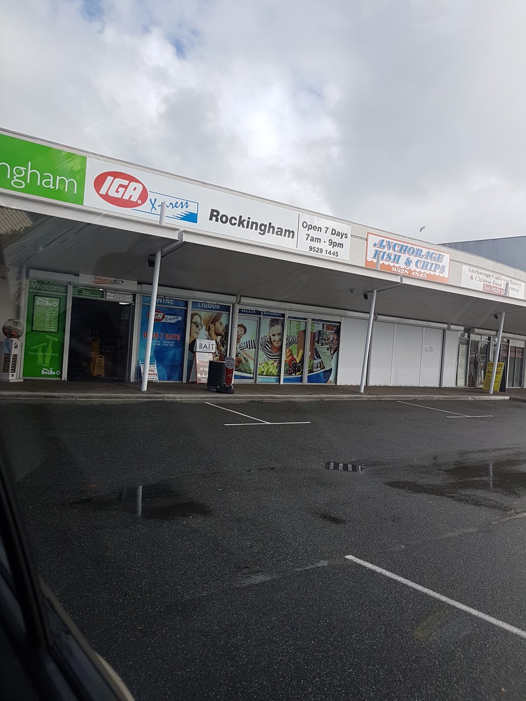 IGA Xpress Rockingham | supermarket | 12 Belgravia Terrace, Rockingham WA 6168, Australia | 0895291445 OR +61 8 9529 1445