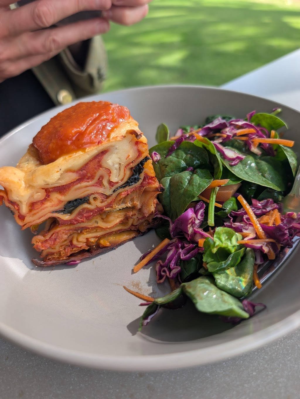On The Green Crows Nest | 1 Golf Crse La, Crows Nest QLD 4355, Australia | Phone: 0408 301 982