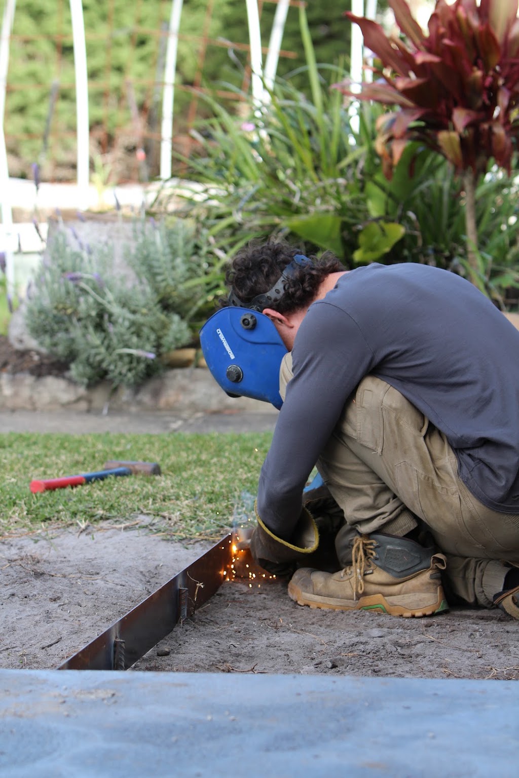 Salty Coast Landscaping | 72 Hill St, Tomerong NSW 2540, Australia | Phone: 0418 935 142