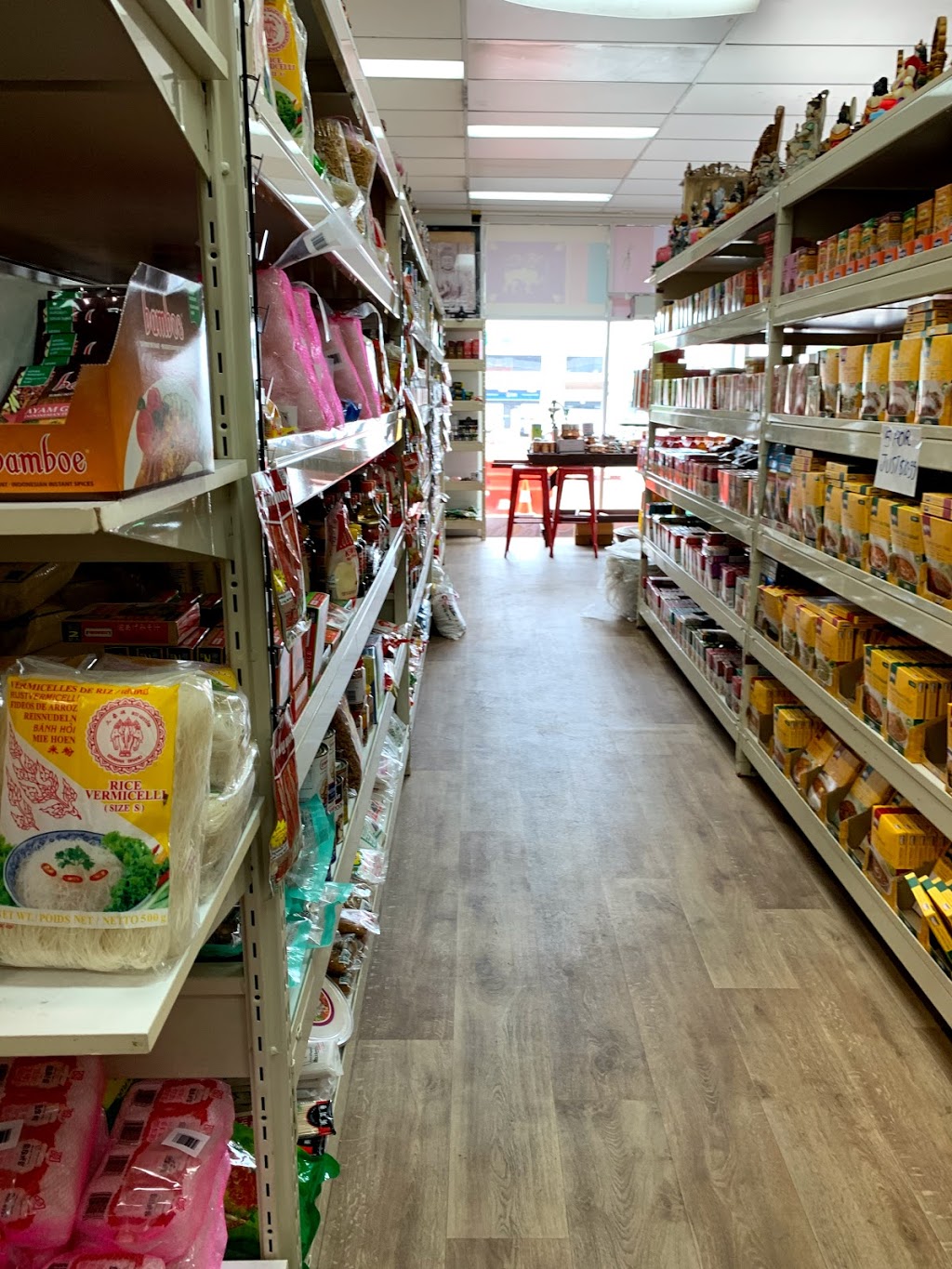 Aum Santoshi | store | Unnamed Road, Cannon Hill QLD 4170, Australia