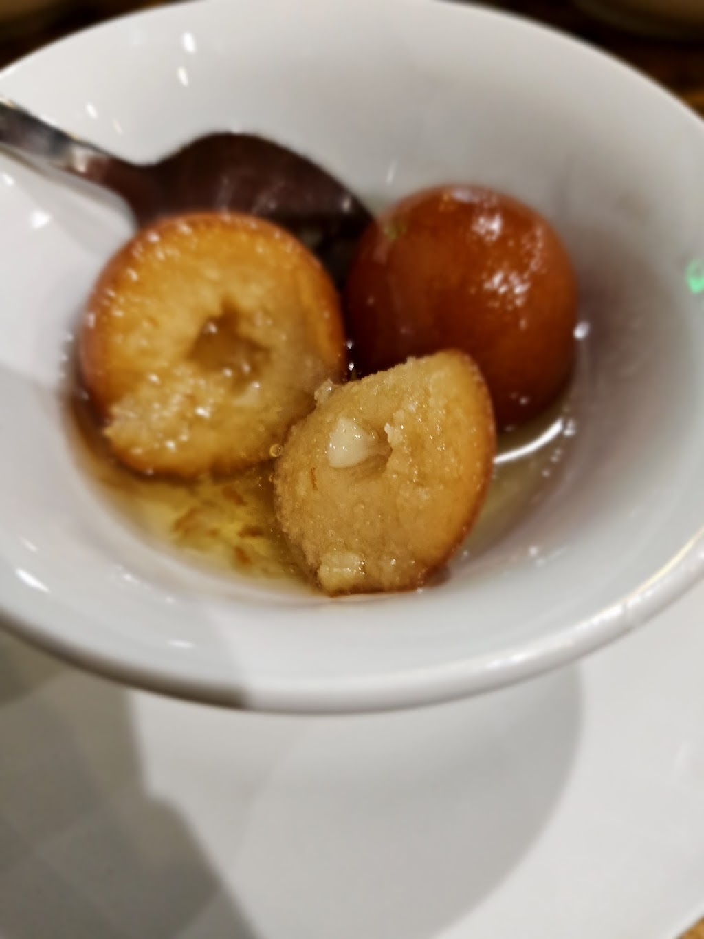 Cafe Kuma Indian Restaurant | 4 Marina Promenade, Paradise Point QLD 4216, Australia | Phone: 0424 473 448