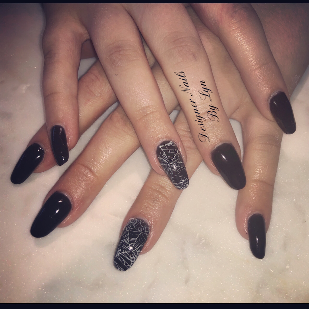 Designer nails by lyn- Nail Technician Doreen | 7 Shoal Cct, Doreen VIC 3754, Australia | Phone: 0425 359 325