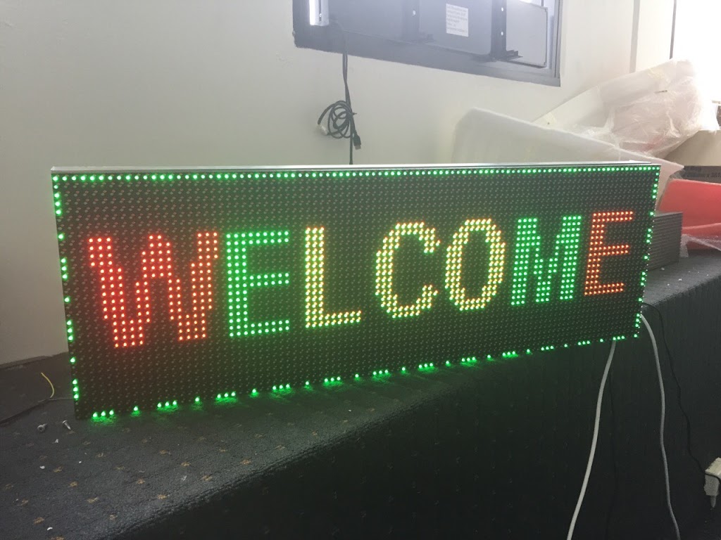 LED Ur Sign | 46 Boothby St, Kedron QLD 4031, Australia | Phone: 0409 592 692