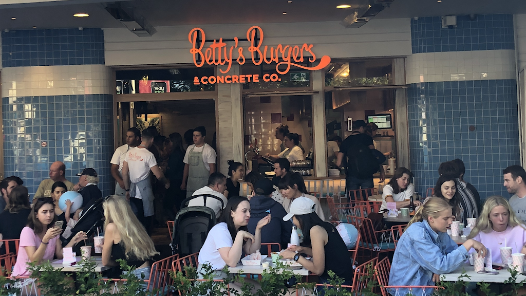 Bettys Burgers & Concrete Co. | restaurant | Shop 6 &, 7 E Esplanade, Manly NSW 2095, Australia | 0299775047 OR +61 2 9977 5047