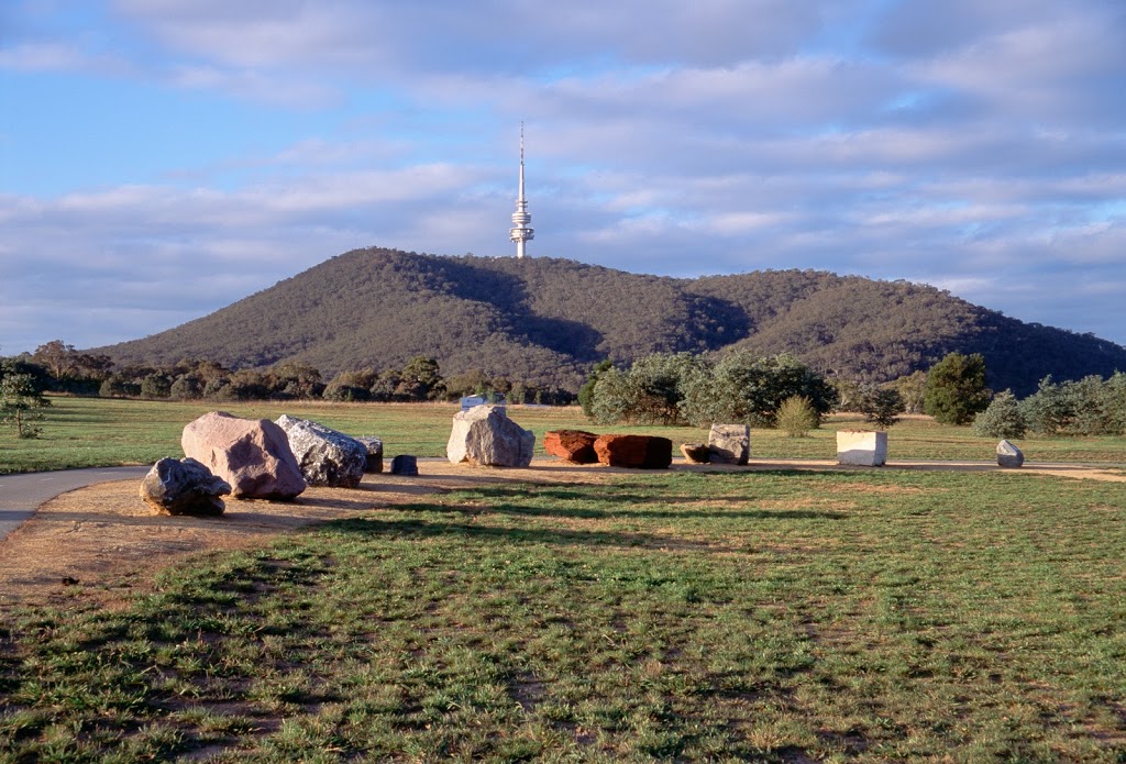 National Rock Garden | park | Barrenjoey Dr, Australian Capital Territory 2602, Australia | 0292902194 OR +61 2 9290 2194