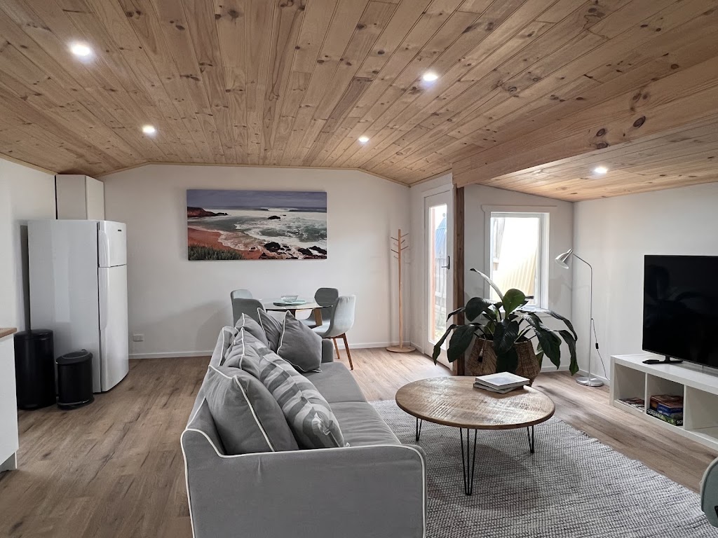 Swanhaven Retreat | School Ave, Newhaven VIC 3925, Australia | Phone: 0449 826 845