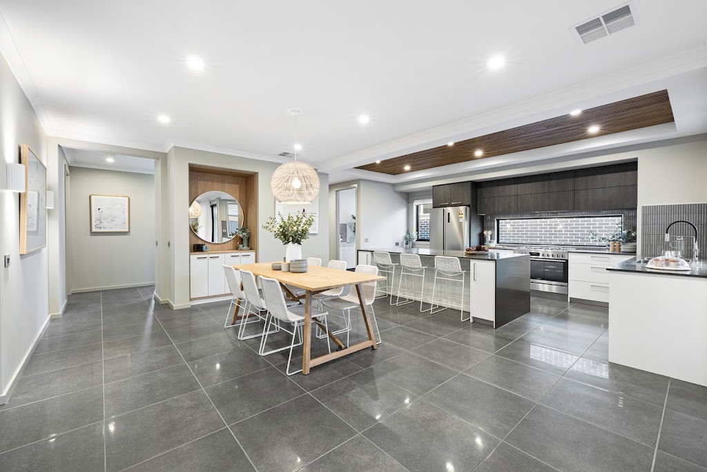 Home Group - Alamora Estate, Tarneit | 5 Generosa Grv, Tarneit VIC 3029, Australia | Phone: (03) 9134 9555