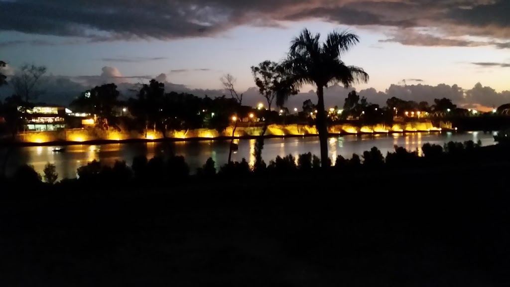 Anzac Park | park | Quay St, Bundaberg Central QLD 4670, Australia