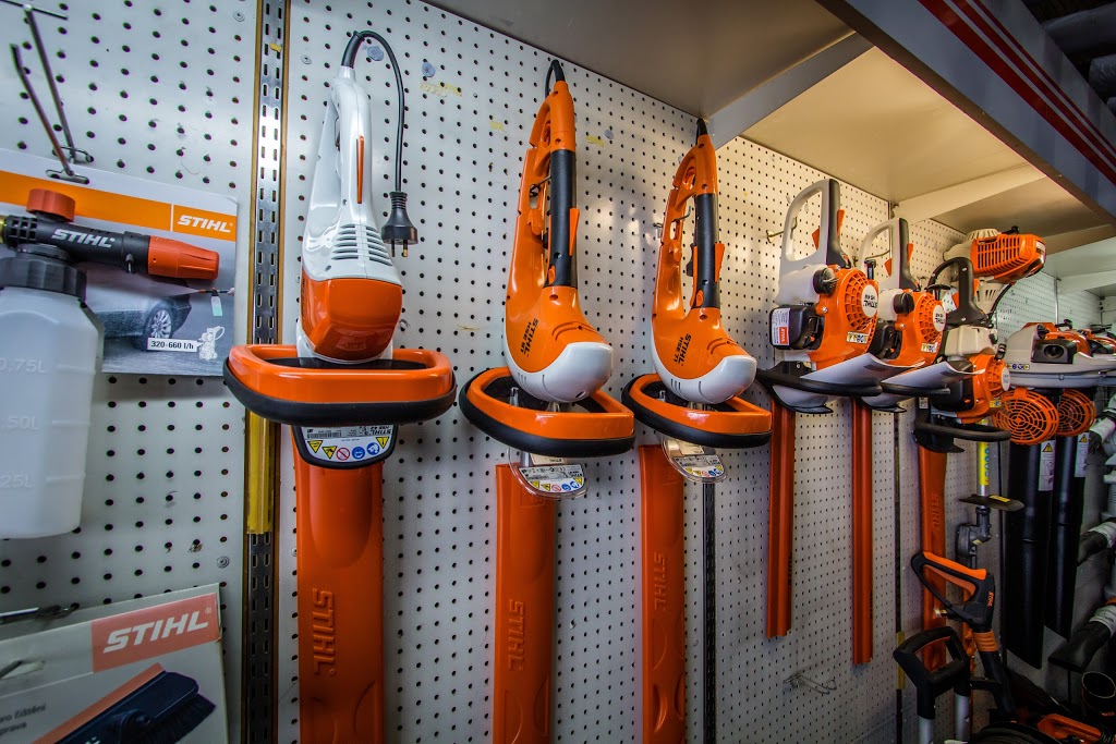 Central Coast Mowers & Chainsaws | store | 205 Pacific Hwy, Charmhaven NSW 2263, Australia | 0243926766 OR +61 2 4392 6766