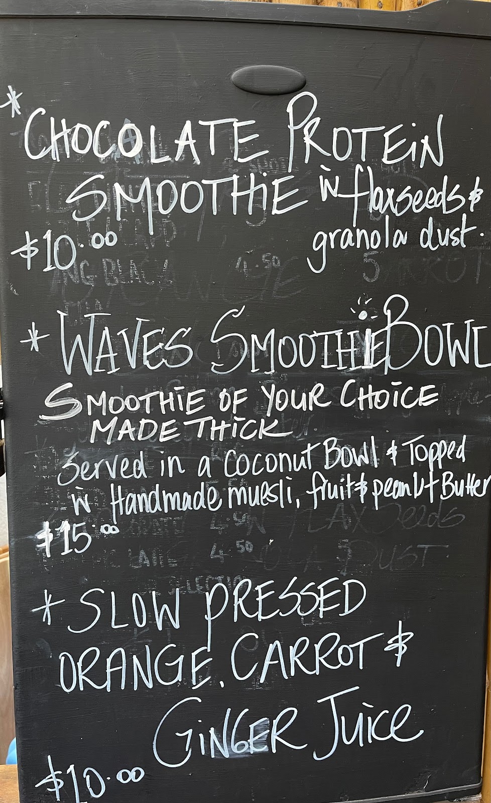 The Waves Cafe | 954 Point Plomer Rd, Crescent Head NSW 2440, Australia | Phone: 0411 133 227