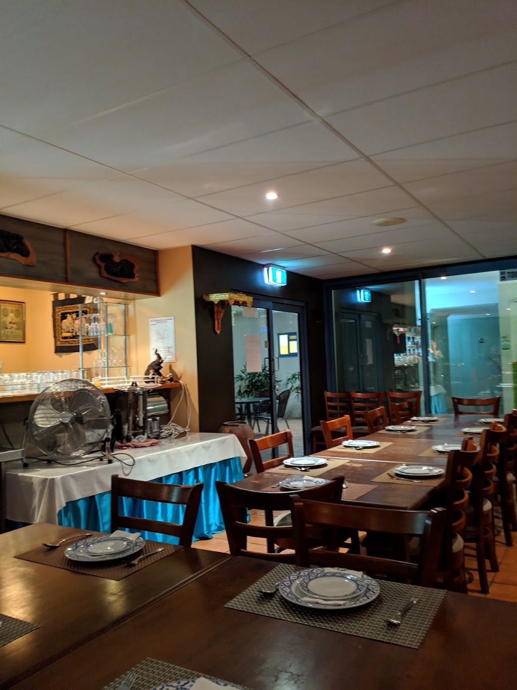 Spicy Thai | restaurant | 1 Hermitage Dr, Airlie Beach QLD 4802, Australia | 0749481998 OR +61 7 4948 1998