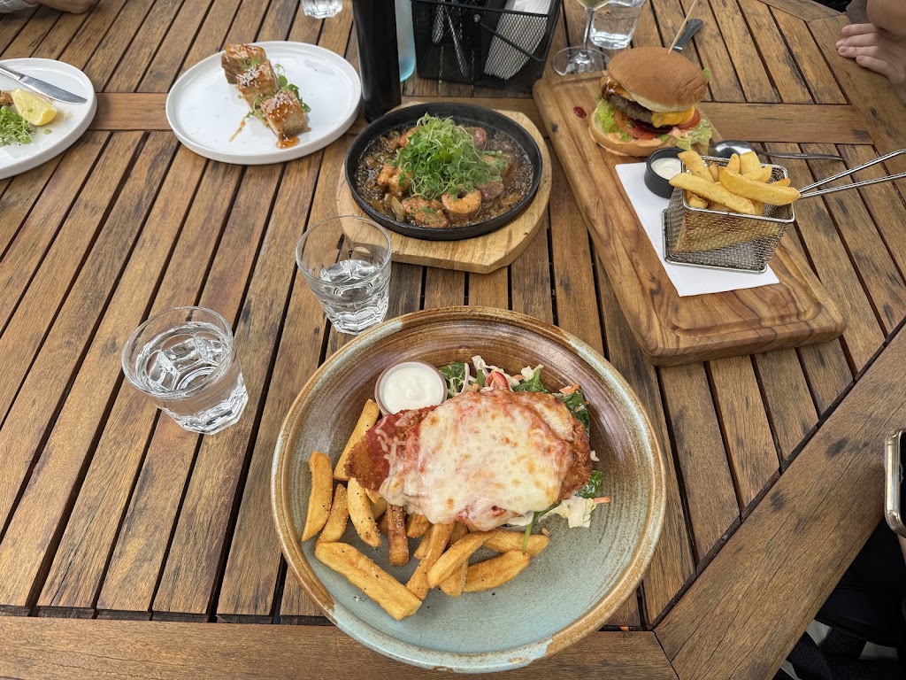 Cedar Creek Estate Restaurant & Cafe | 104 Hartley Rd, Tamborine Mountain QLD 4272, Australia | Phone: (07) 5545 1666