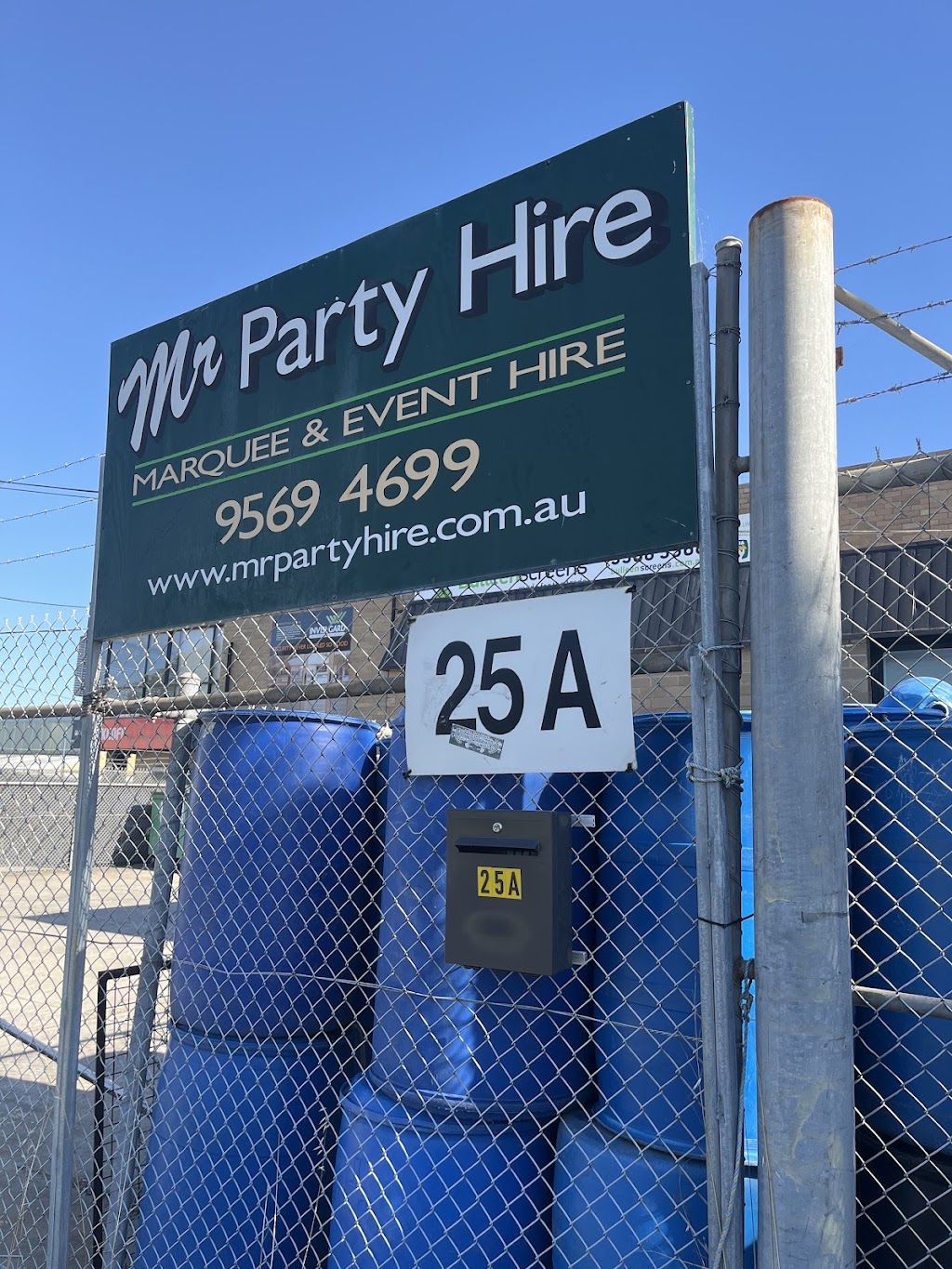 Mr Party Hire | 25A Edward St, Oakleigh VIC 3166, Australia | Phone: (03) 9569 4699