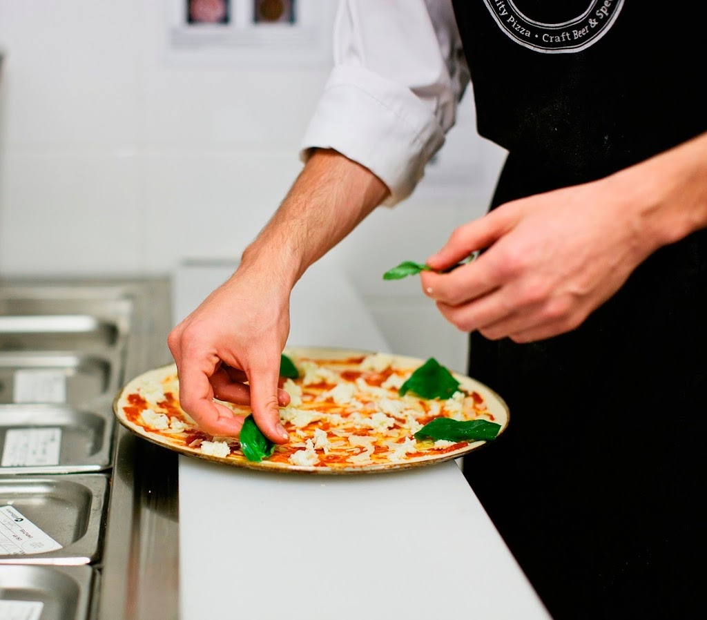 La Bocca Pizza Currumbin | meal takeaway | 165 Currumbin Creek Rd, Currumbin Waters QLD 4223, Australia | 0755340908 OR +61 7 5534 0908
