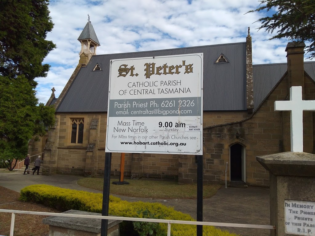 St Peters Catholic Church | church | 2 Hillside Cres, New Norfolk TAS 7140, Australia | 0362612326 OR +61 3 6261 2326