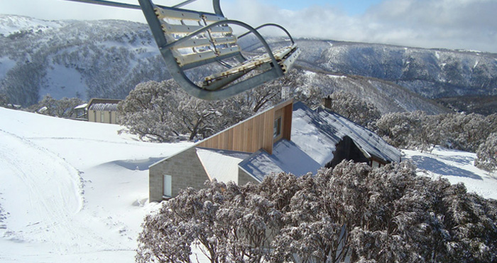 Aardvark Alpine Club | lodging | Hotham Heights VIC 3741, Australia | 0357593534 OR +61 3 5759 3534