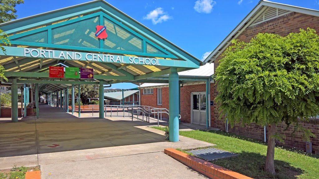 Portland Central School | school | Vale St, Portland NSW 2847, Australia | 0263555233 OR +61 2 6355 5233