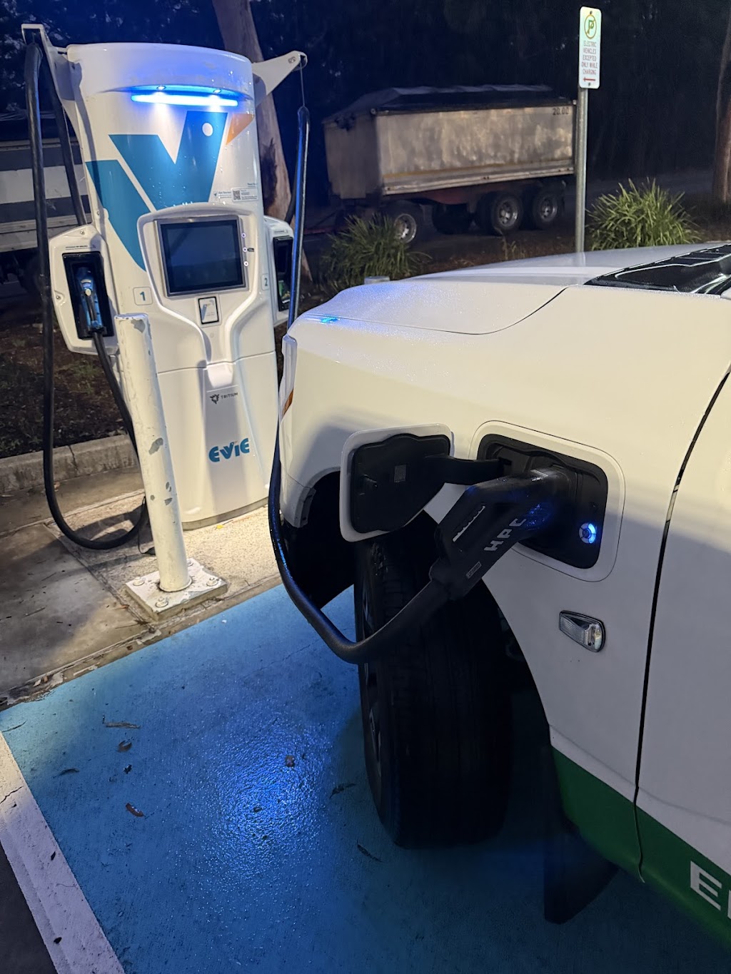 Evie Charging Station | 119 Stenhouse Dr, Cameron Park NSW 2285, Australia | Phone: 1300 463 843