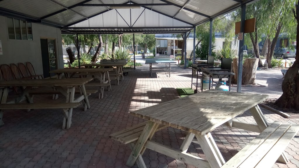 Estuary Hideaway Holiday Park | 2151 Old Coast Rd, Bouvard WA 6211, Australia | Phone: 0407 838 061