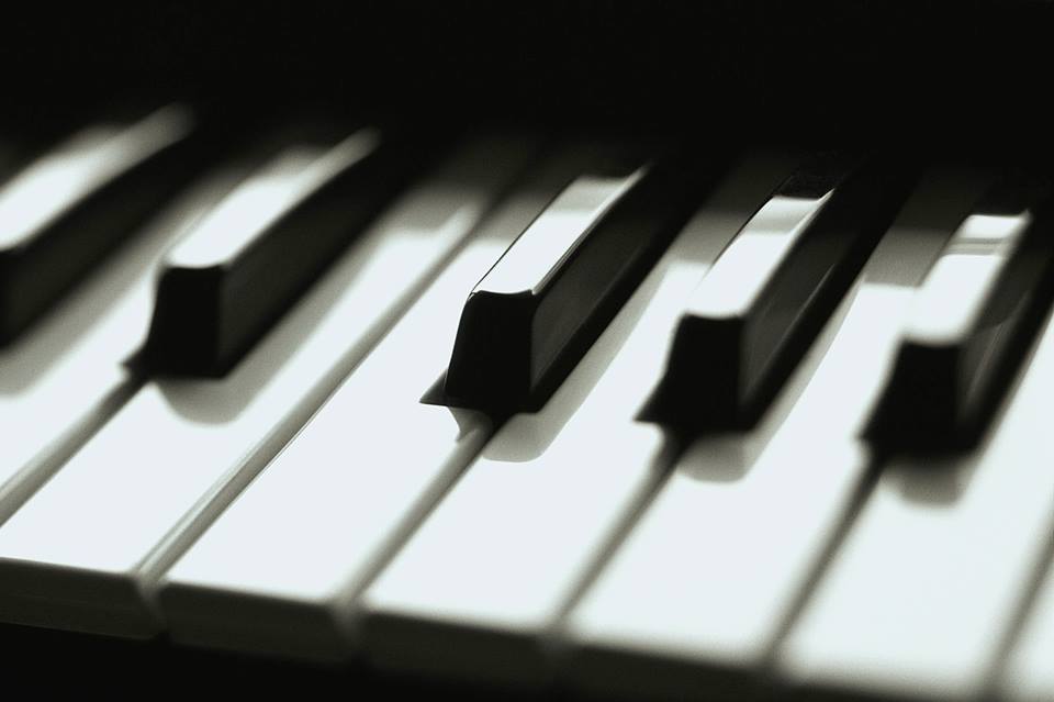 Piano Lessons - Hughesdale | 42 Darling St, Hughesdale VIC 3166, Australia | Phone: 0415 437 106