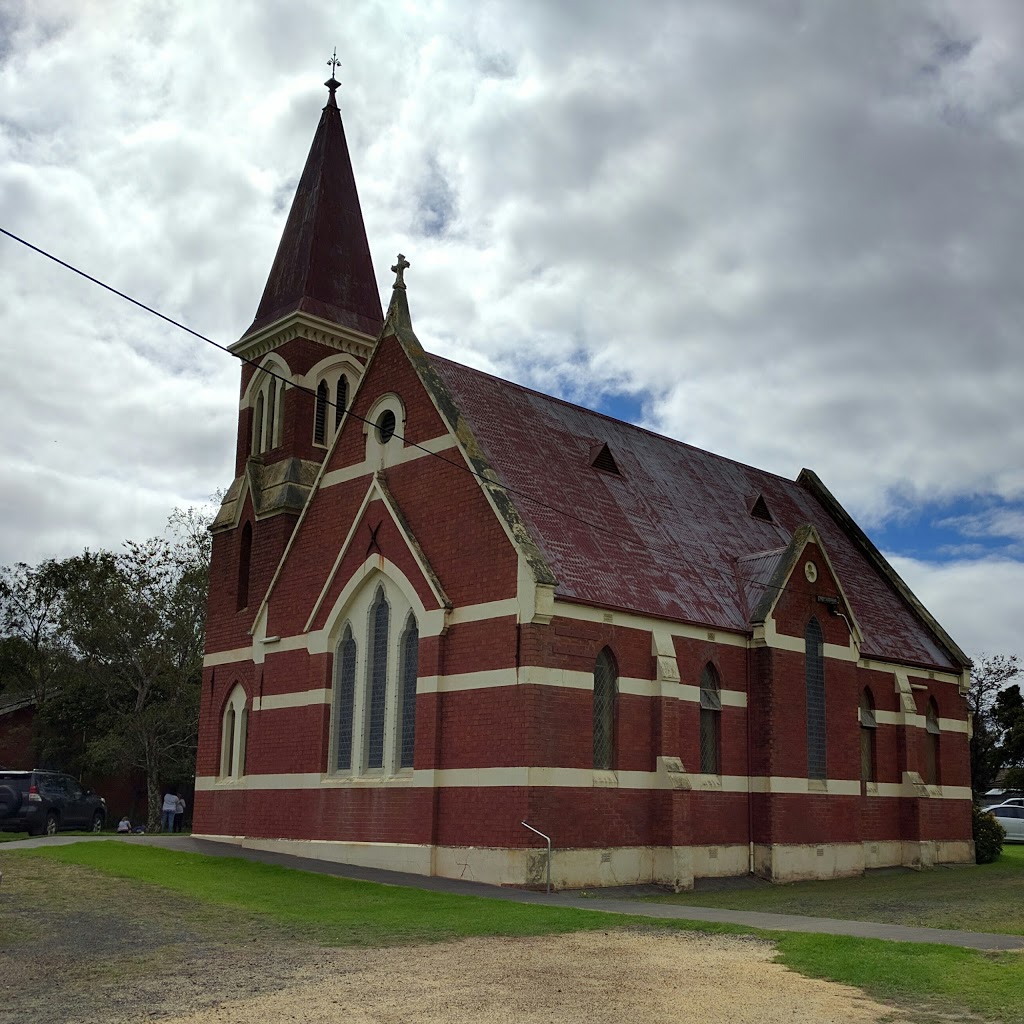 Saint Andrews Uniting Church | church | 109-113 Commercial Rd, Yarram VIC 3971, Australia | 0351825059 OR +61 3 5182 5059