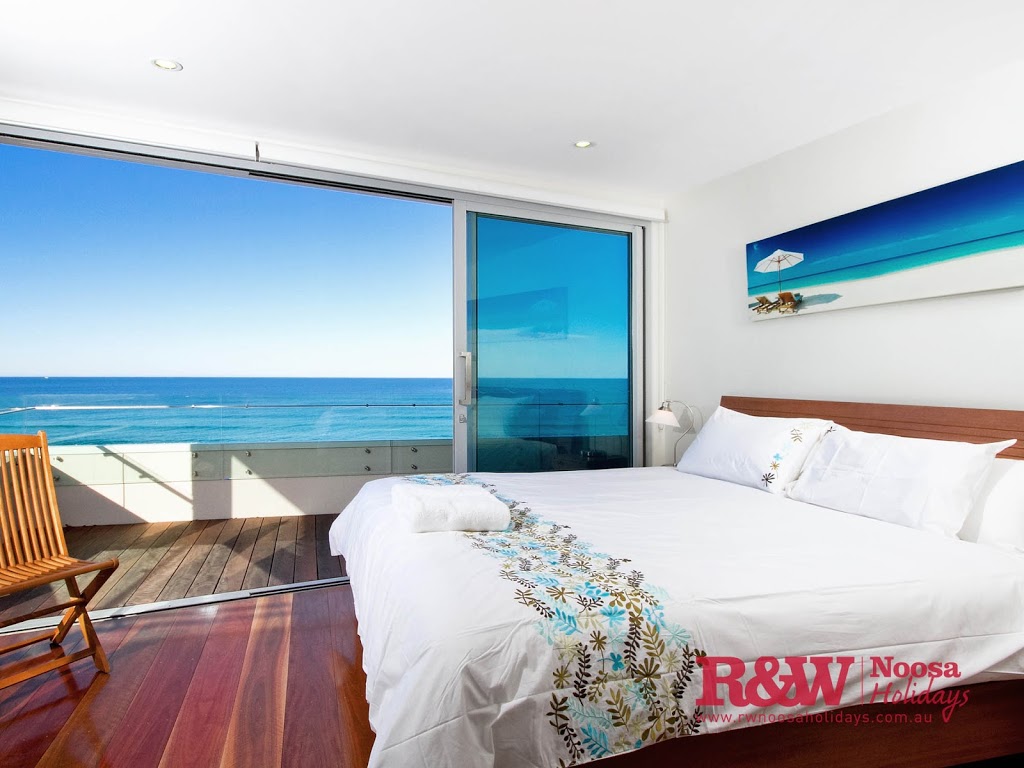 28 Park - RW Noosa Holidays | 28 Park Cres, Sunshine Beach QLD 4567, Australia | Phone: (07) 5448 0966