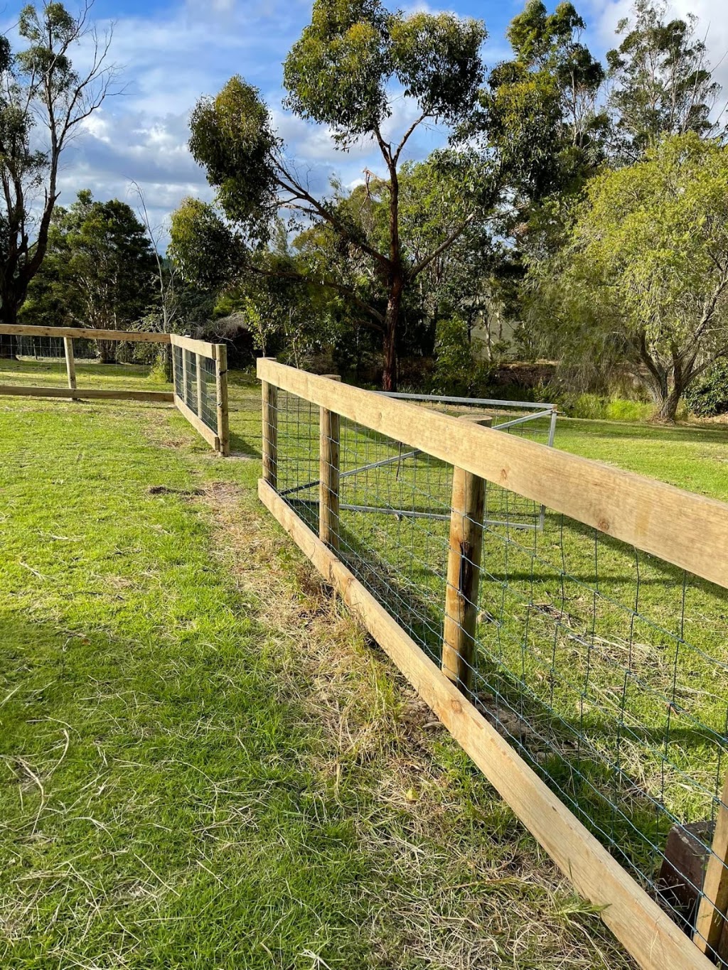 Gippsvalley Contractors | 210 Carrs Creek Rd, Longford VIC 3851, Australia | Phone: 0422 973 492