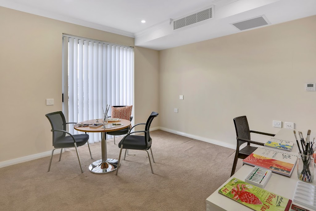 Golf Shore Retirement Village | 20 Fairway Dr, Norwest NSW 2153, Australia | Phone: 1800 778 672