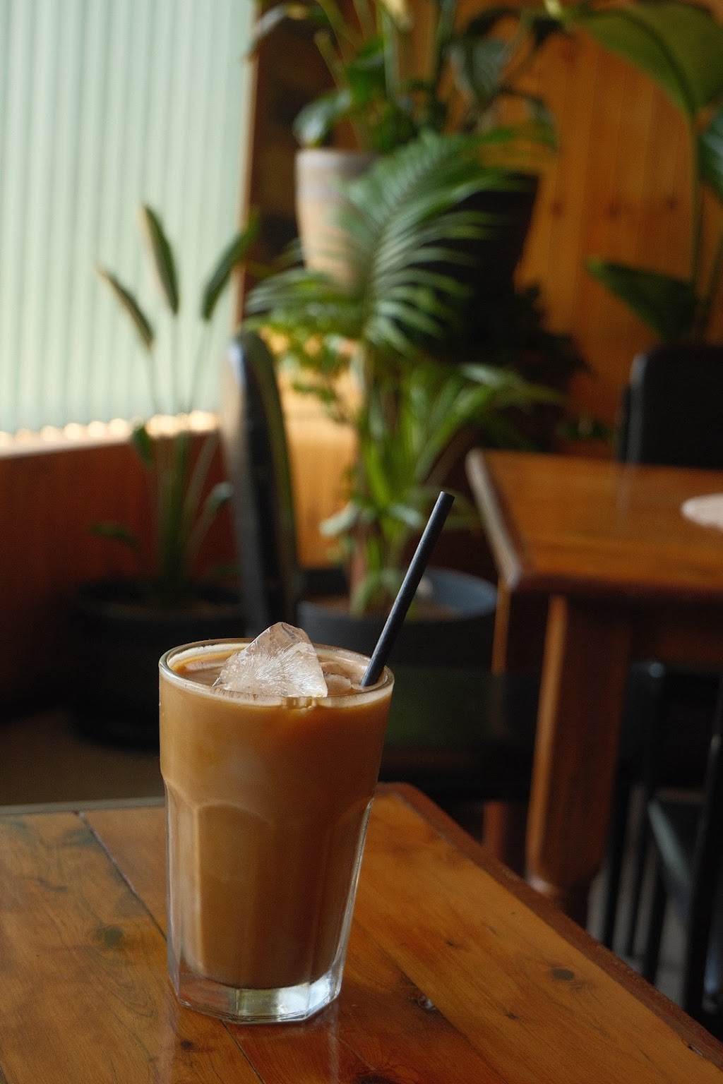 Brunch & Lunch | 2/21 Hanson St, Corryong VIC 3707, Australia | Phone: (02) 6076 1576