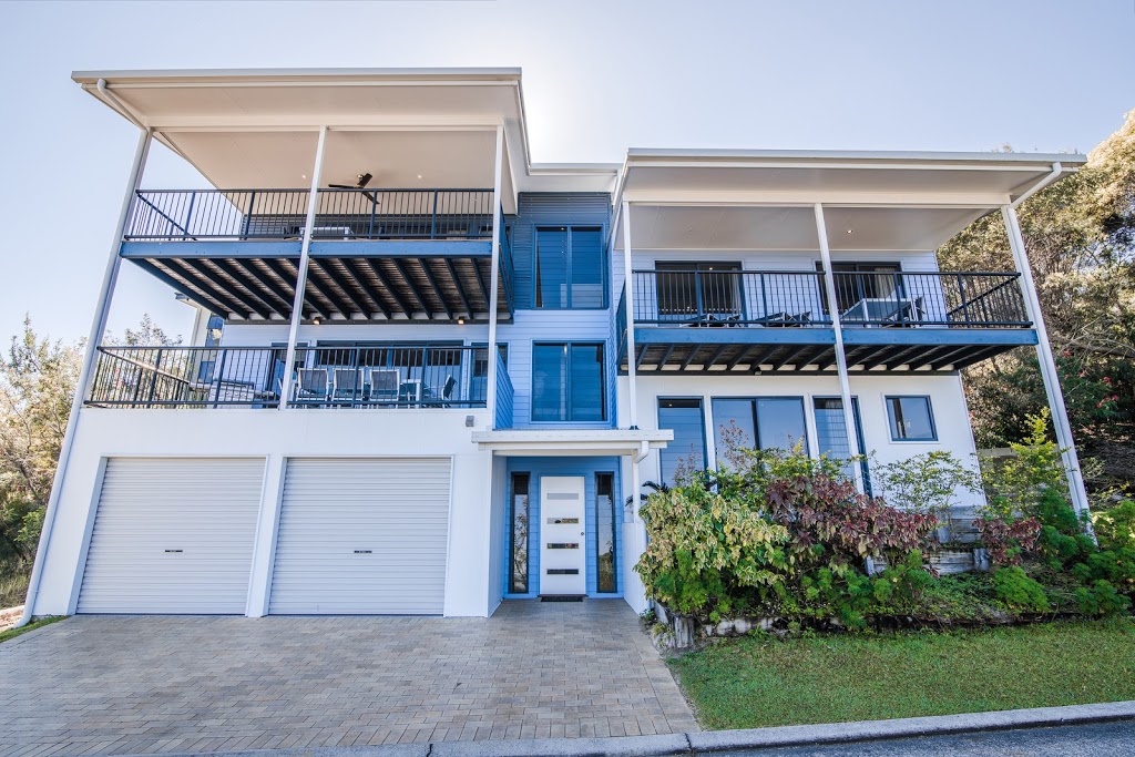 9 Ridge Drive North | lodging | 9 Ridge Drive North, Tangalooma QLD 4025, Australia | 1300652250 OR +61 1300 652 250