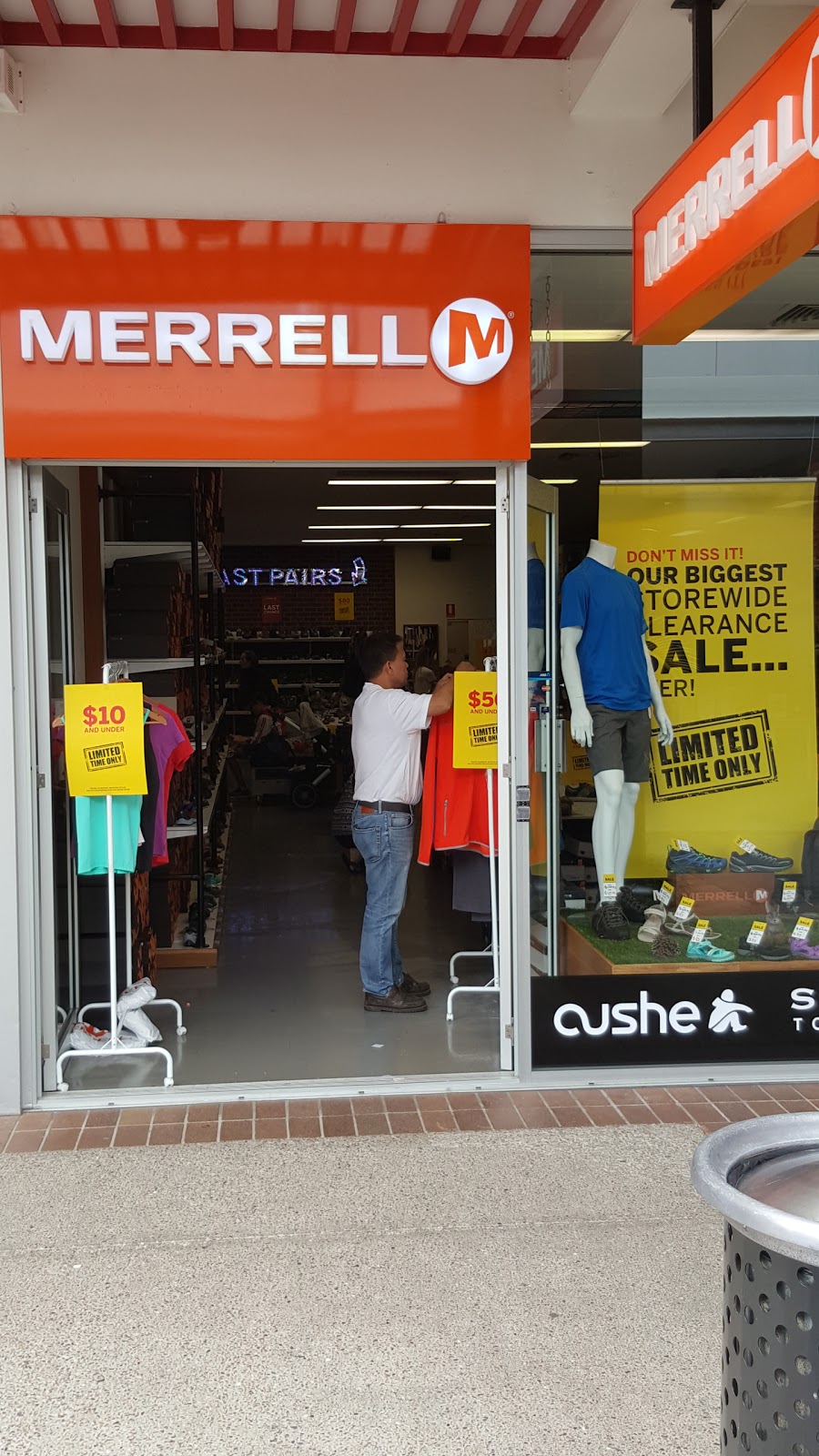 Merrell Outlet - Gold Coast | Shop Shop C002, Harbour Town Regional Shopping Centre,, 147/189 Brisbane Rd, Biggera Waters QLD 4216, Australia | Phone: (07) 5500 6322