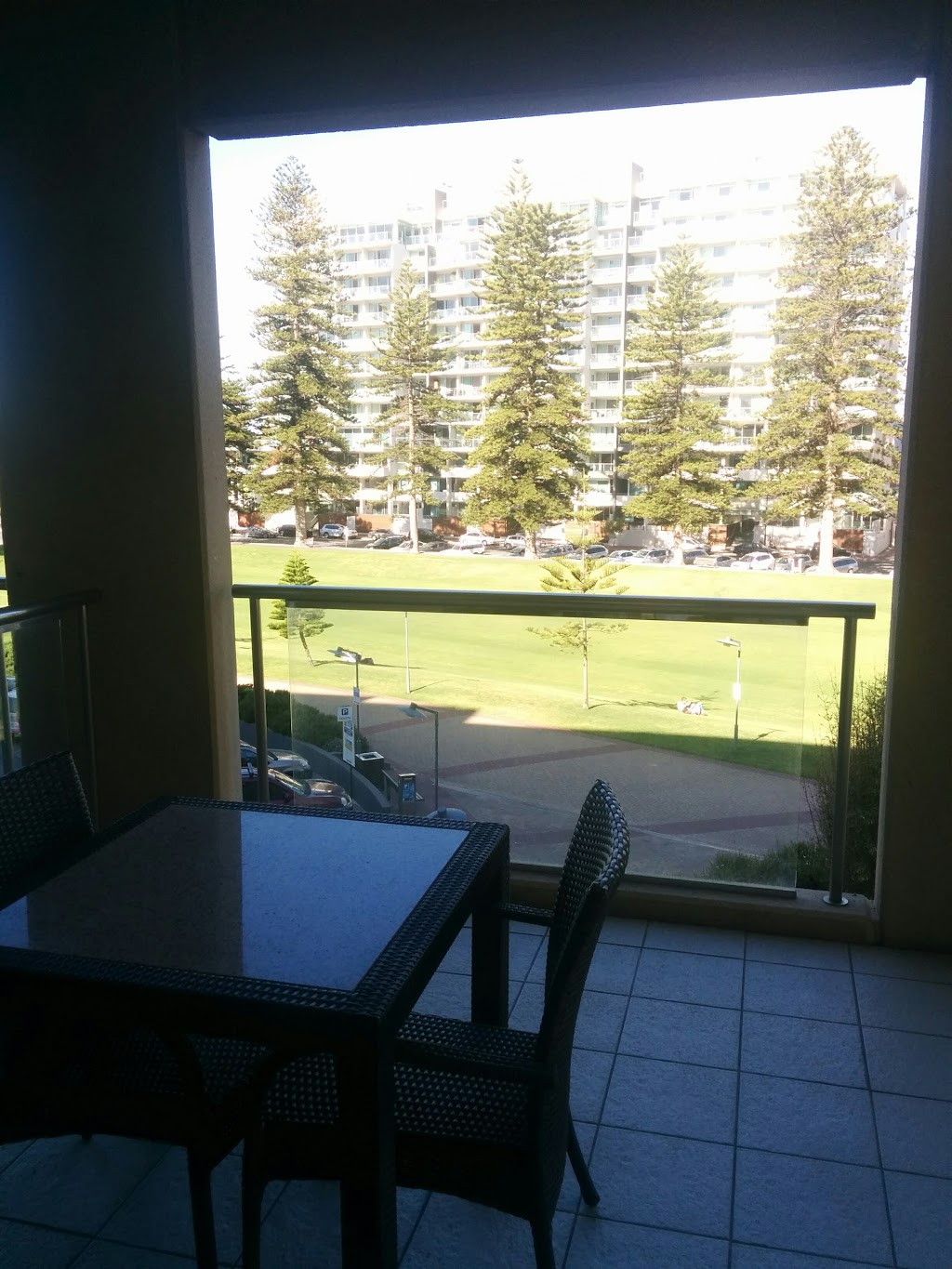 oaks plaza | restaurant | Holdfast Promenade, Glenelg SA 5045, Australia | 0883506688 OR +61 8 8350 6688