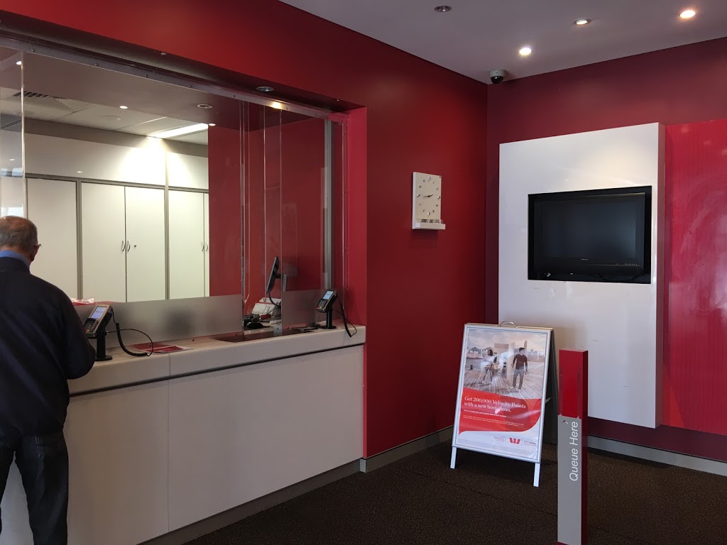 Westpac Branch Calamvale | bank | Calamvale Central 33 Beaudesert Rd &, Compton Rd, Calamvale QLD 4116, Australia | 0737111800 OR +61 7 3711 1800