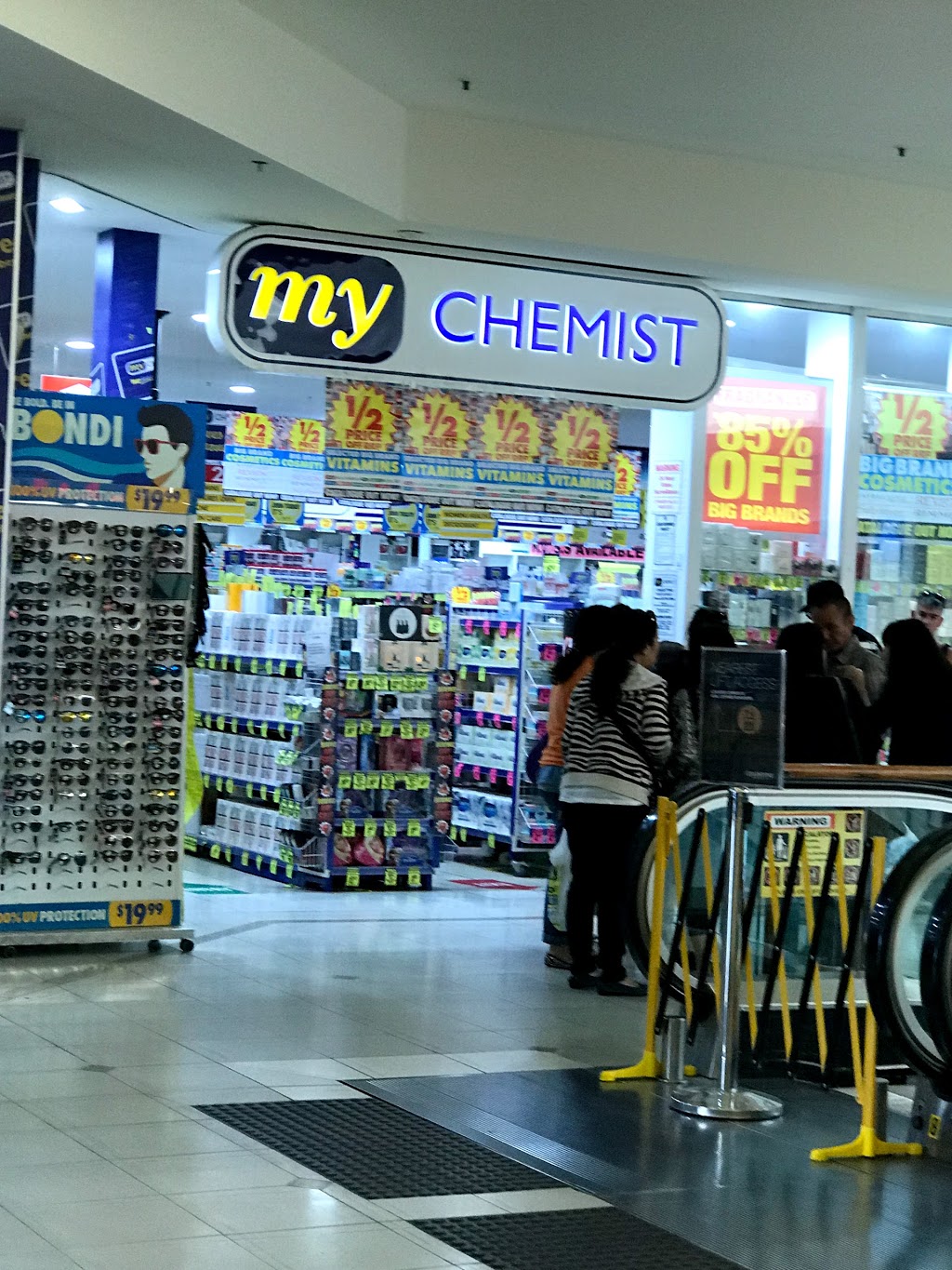 My Chemist | pharmacy | 257/1341 Dandenong Rd, Chadstone VIC 3148, Australia | 0395630866 OR +61 3 9563 0866