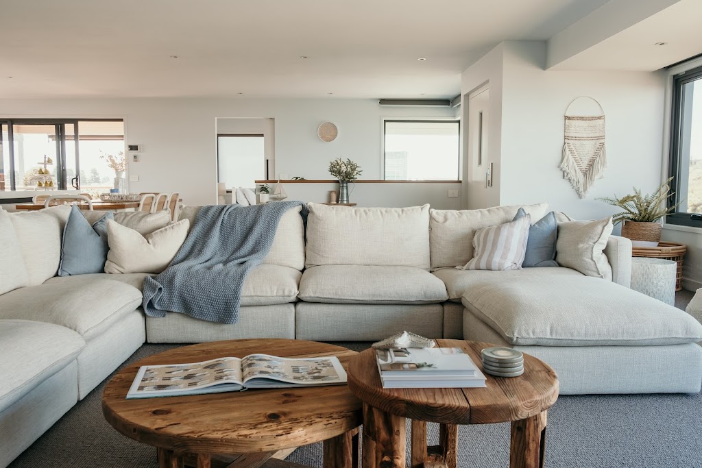 Ocean Sands Beach Front House | 8 Ocean Dr, Port Fairy VIC 3284, Australia | Phone: 0438 327 986