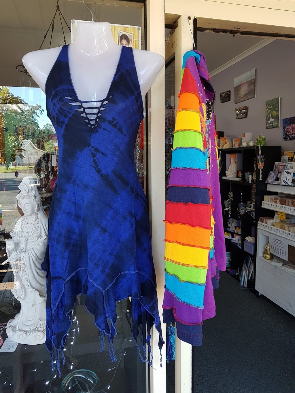 Mist n Dreams | shop 4/1 Maleny St, Landsborough QLD 4550, Australia | Phone: (07) 5494 1244