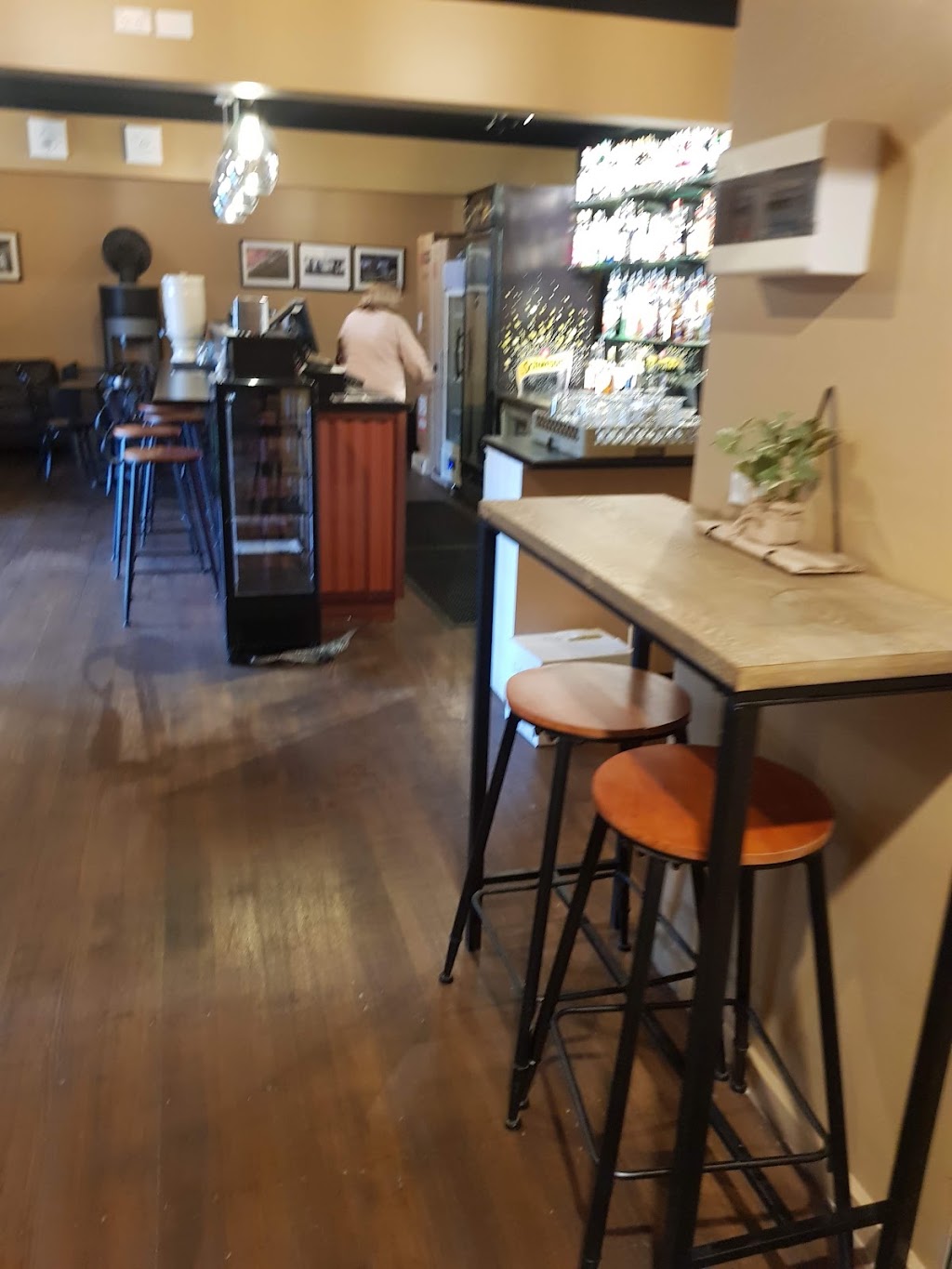 Mansfield Armchair Cinema | 1 Chenery St, Mansfield VIC 3722, Australia | Phone: (03) 5775 2049