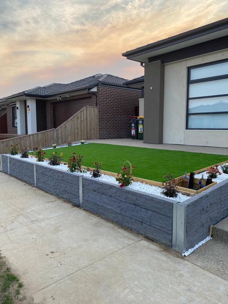 Ekonkaar Constructions and Landscape | 22 Sark St, Clyde North VIC 3978, Australia | Phone: 0415 800 866