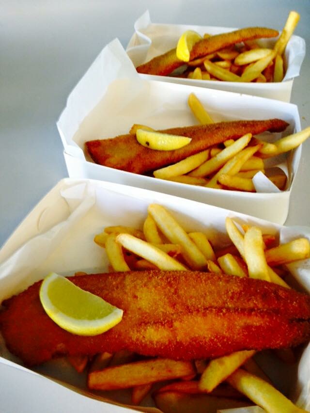 Lukas Fish and Chips | 1114 Gold Coast Hwy, Palm Beach QLD 4221, Australia | Phone: (07) 5534 1460
